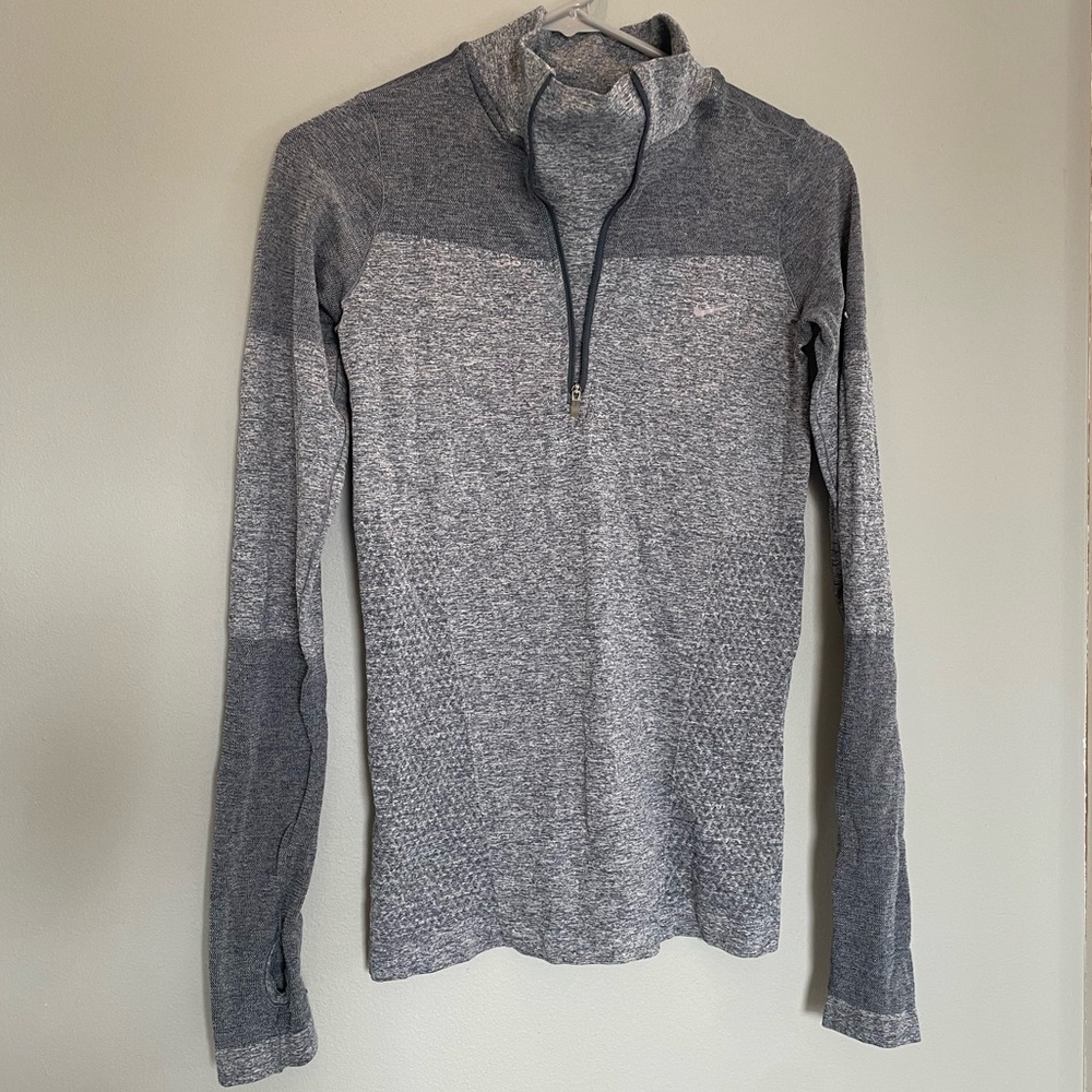 Nike running shirt size small